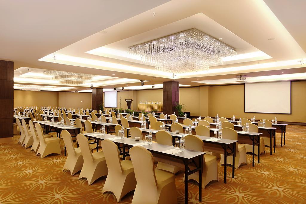 Swiss-Belhotel Harbour Bay Nagoya Exteriér fotografie